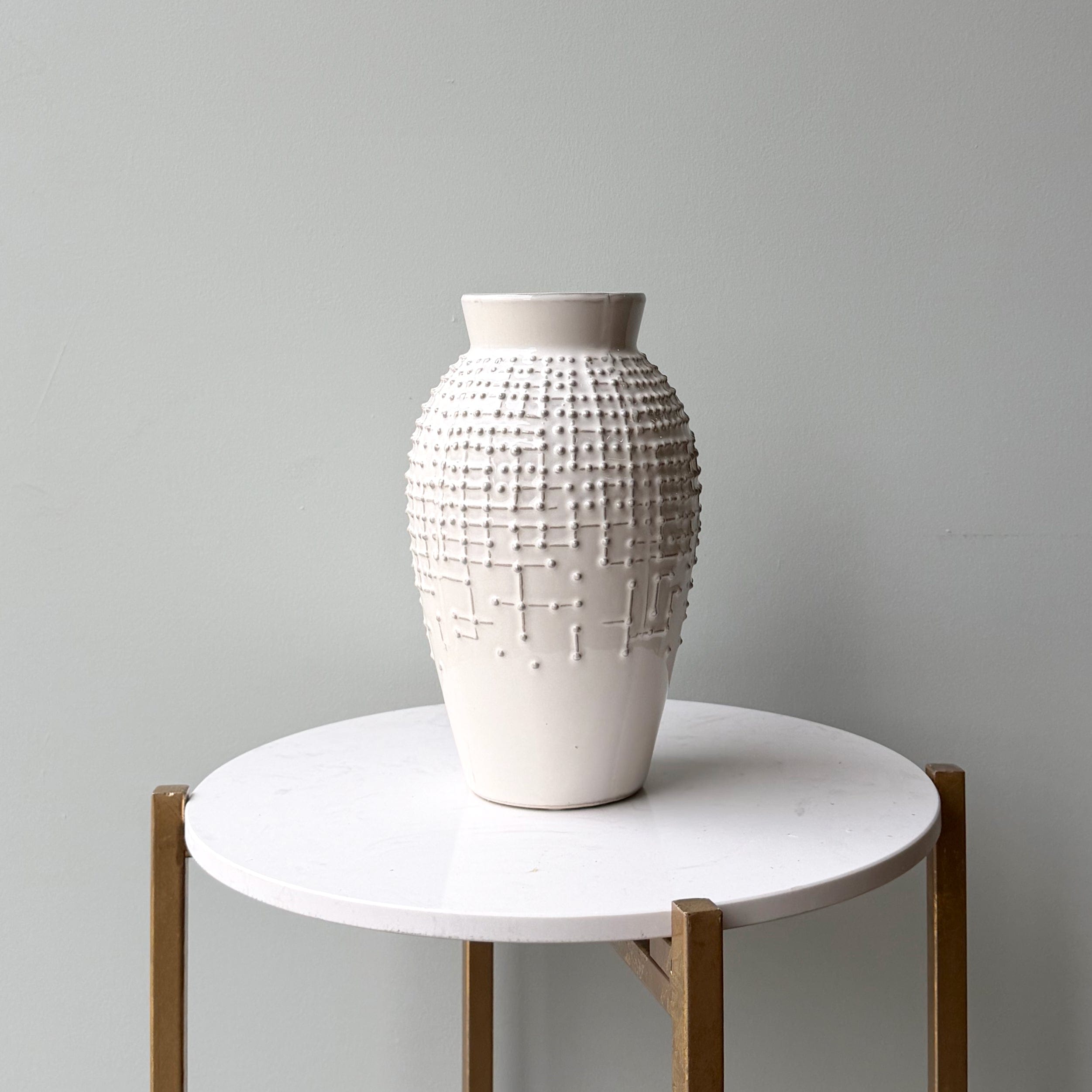 Realistic Small Warm White Dot Vase AHCH-0310 by The Faux Flower Company